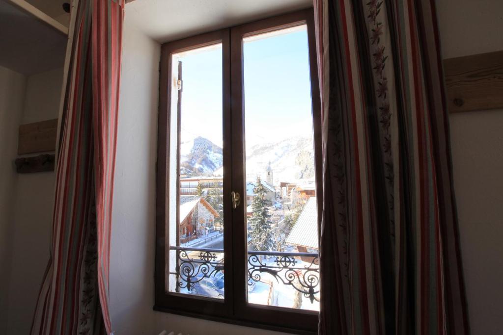 Grand Hotel De Valloire Et Du Galibier Room photo